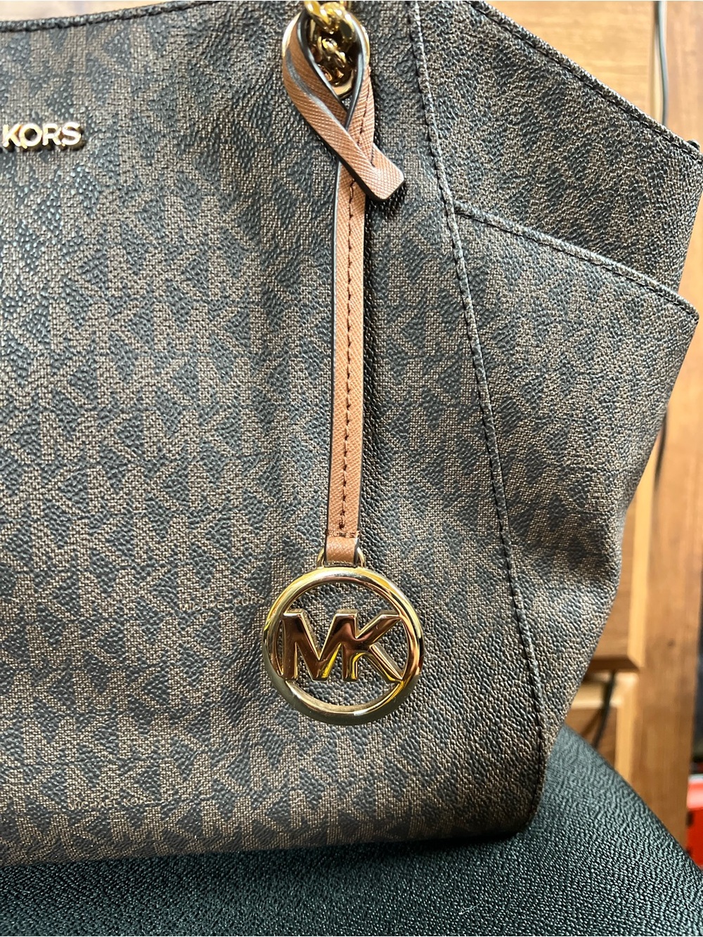 Michael Kors Jet Set Large Signature Logo Shoulder Bag - Picture 6 of 8